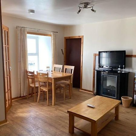 2 Bedroom House Overlooking Pierowall Bay, Westray Екстер'єр фото