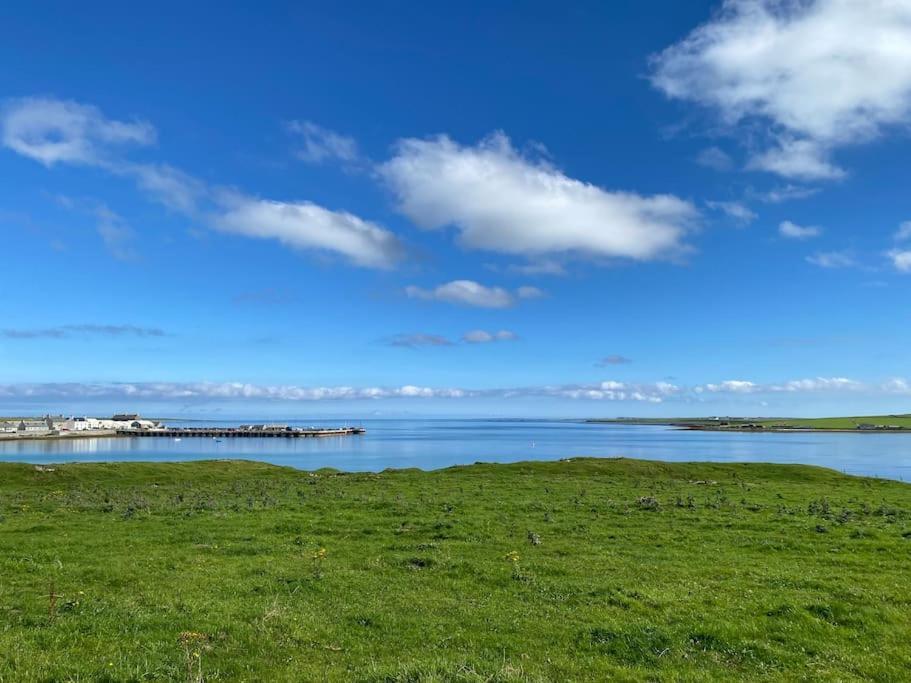2 Bedroom House Overlooking Pierowall Bay, Westray Екстер'єр фото