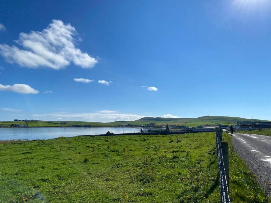 2 Bedroom House Overlooking Pierowall Bay, Westray Екстер'єр фото